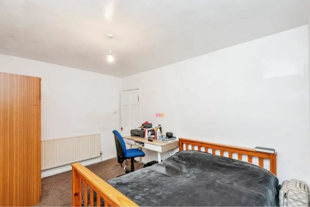 Bradford, West Yorkshire, BD4 9BH - Online Auctions