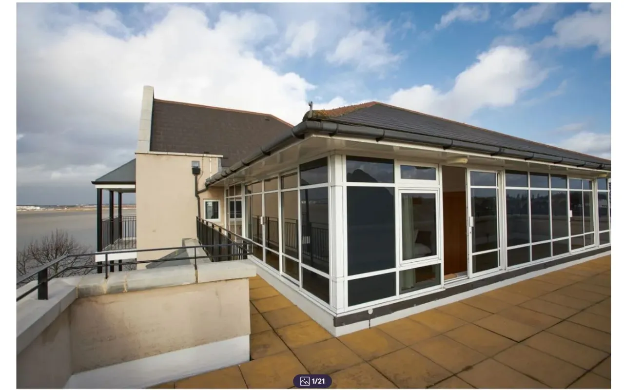 Greenhithe, Kent, DA9 9GU - Online Auctions