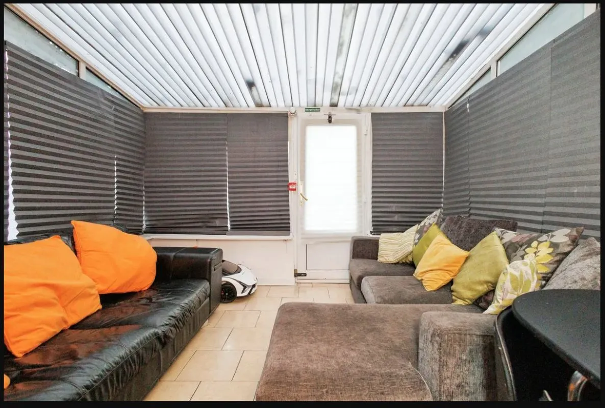 Failsworth, Manchester, Lancashire, M35 0LB - Online Auctions