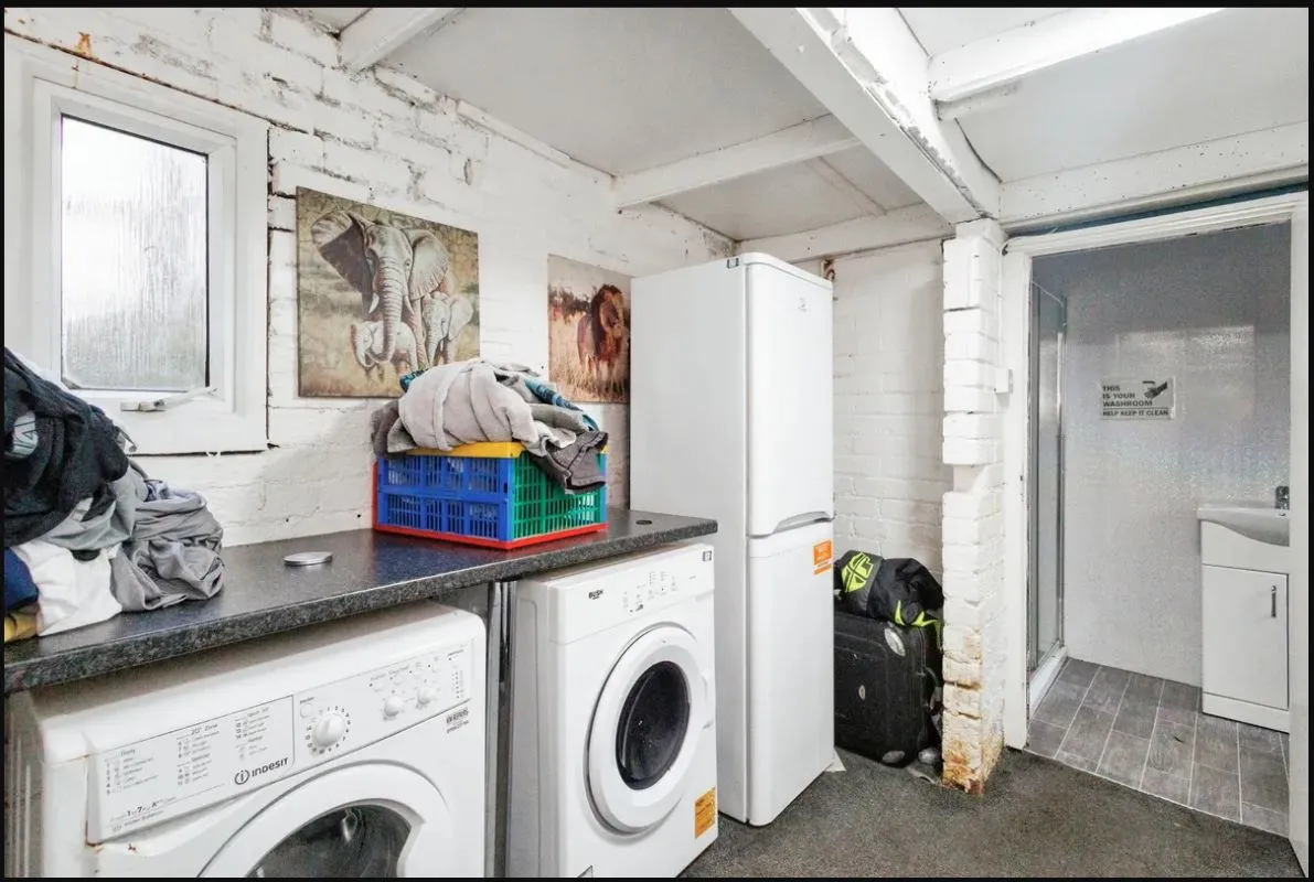 Failsworth, Manchester, Lancashire, M35 0LB - Online Auctions