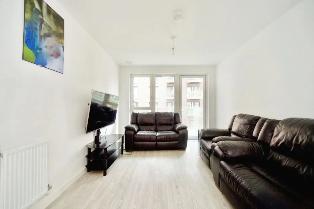 Chamberlain Court, 15 Ironworks Way, London, E13 9GF - Online Auctions