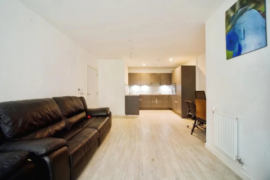 Chamberlain Court, 15 Ironworks Way, London, E13 9GF - Online Auctions