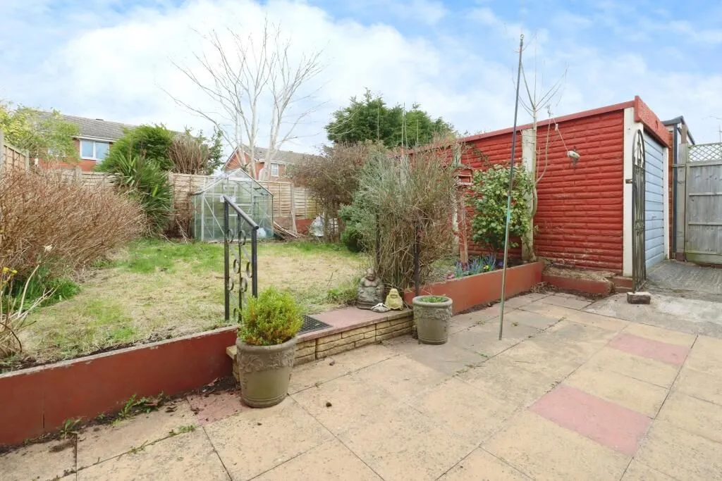 St. Georges, Telford, Shropshire, TF2 9DW - Online Auctions