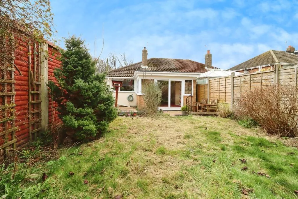 St. Georges, Telford, Shropshire, TF2 9DW - Online Auctions