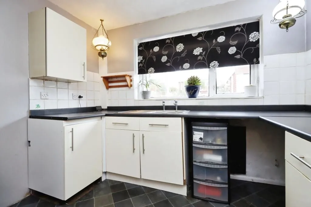 St. Georges, Telford, Shropshire, TF2 9DW - Online Auctions