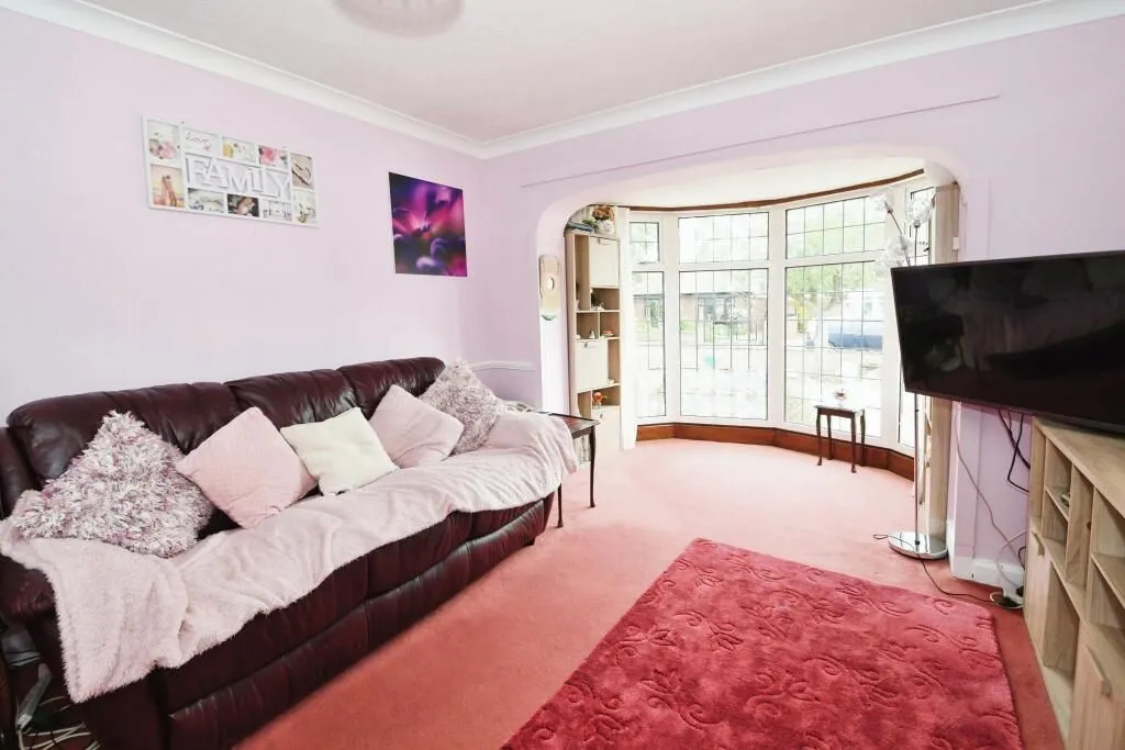 Lincoln, Lincolnshire, LN6 7EX - Online Auctions