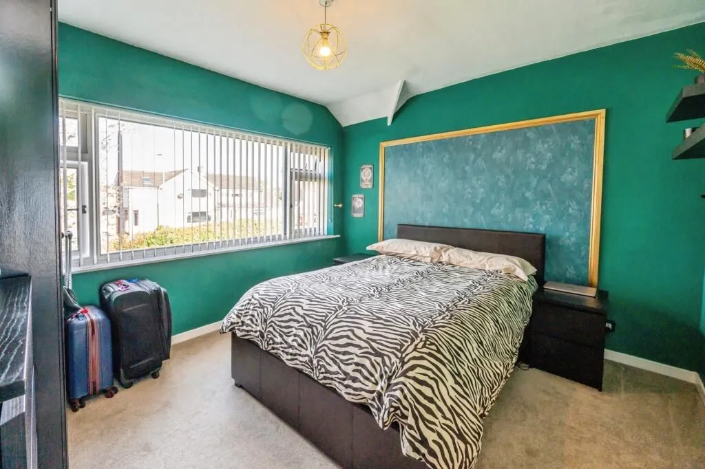 Kidderminster, Worcestershire, DY10 2ST - Online Auctions