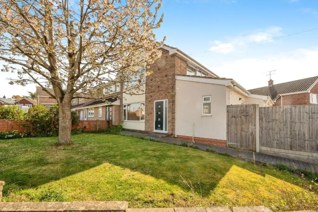 Kidderminster, Worcestershire, DY10 2ST - Online Auctions