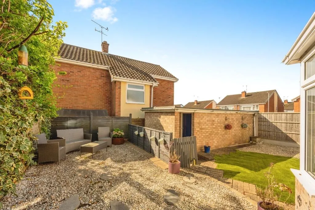 Kidderminster, Worcestershire, DY10 2ST - Online Auctions