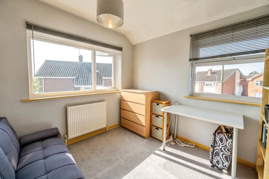 Kidderminster, Worcestershire, DY10 2ST - Online Auctions