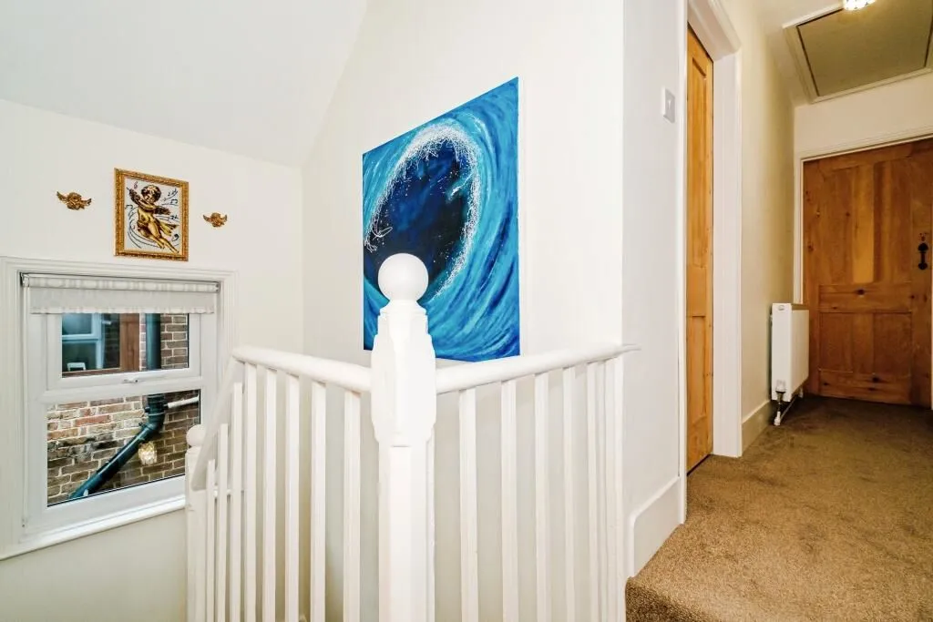 Littlehampton, West Sussex, BN17 7AL - Online Auctions
