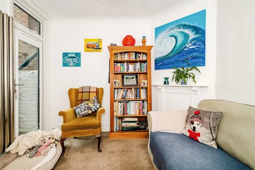 Littlehampton, West Sussex, BN17 7AL - Online Auctions