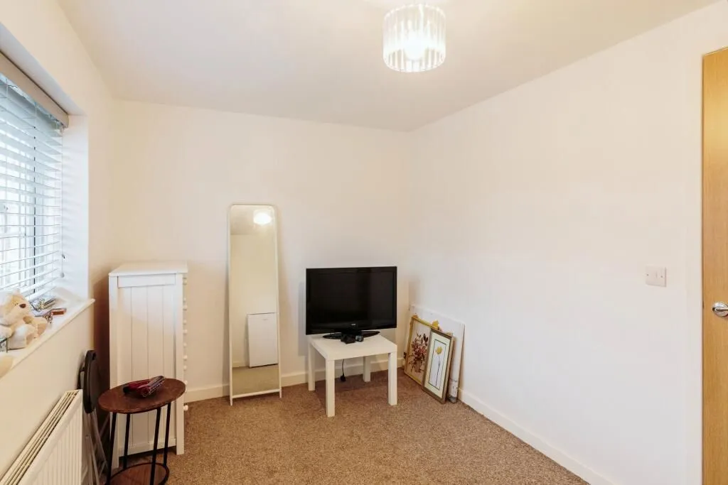 Wesham, Preston, Lancashire, PR4 3FG - Online Auctions