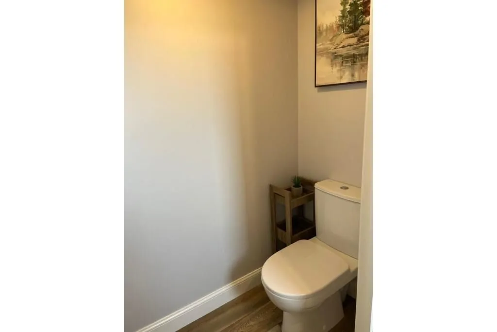 Barugh Green, Barnsley, South Yorkshire, S75 1FT - Online Auctions