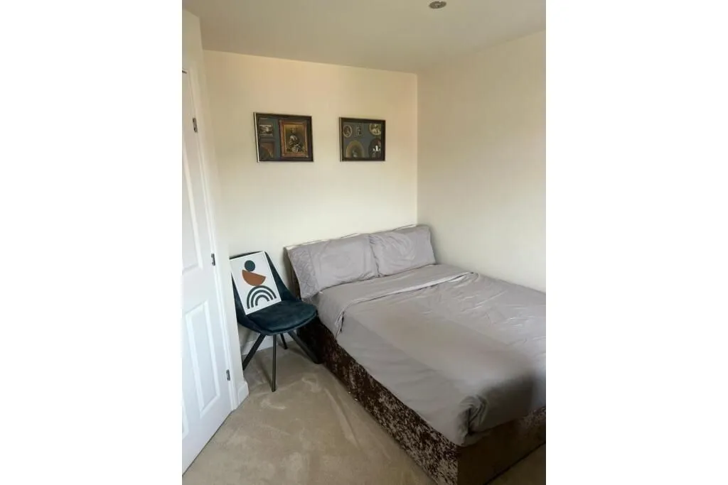 Barugh Green, Barnsley, South Yorkshire, S75 1FT - Online Auctions