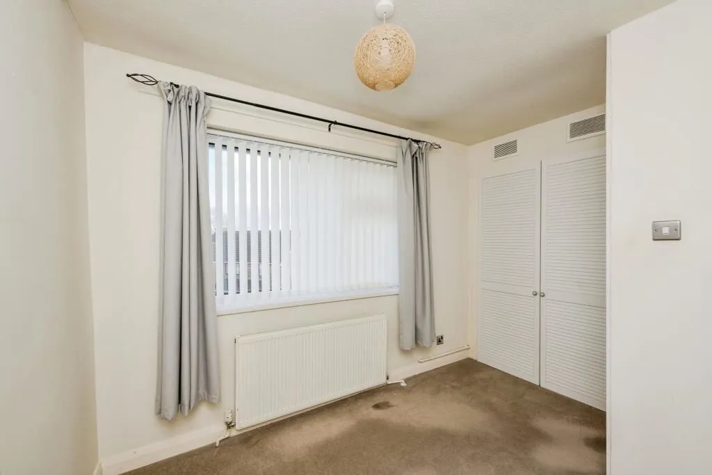 Llanelli, Dyfed, SA14 8AF - Online Auctions