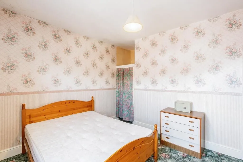 Newton-le-Willows, Merseyside, WA12 9NW - Online Auctions