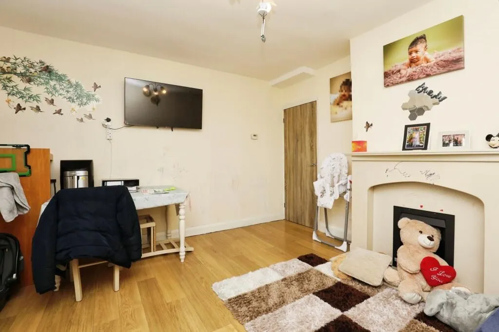 Liverpool, Merseyside, L21 4NN - Online Auctions