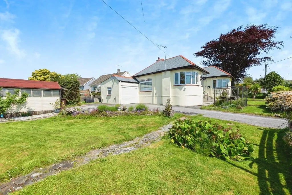 St. Austell, Cornwall, PL25 3DF - Online Auctions