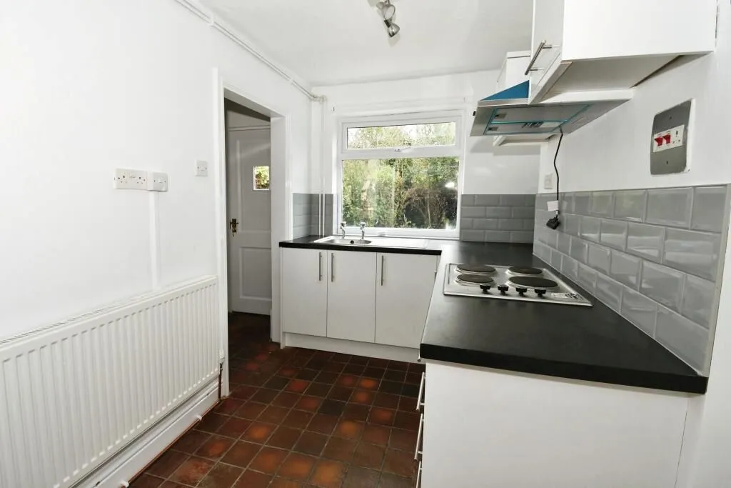 High Street, Girton, Newark, Nottinghamshire, NG23 7JA - Online Auctions