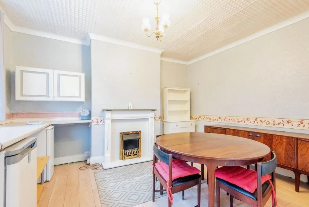 Sheffield, South Yorkshire, S2 2RN - Online Auctions