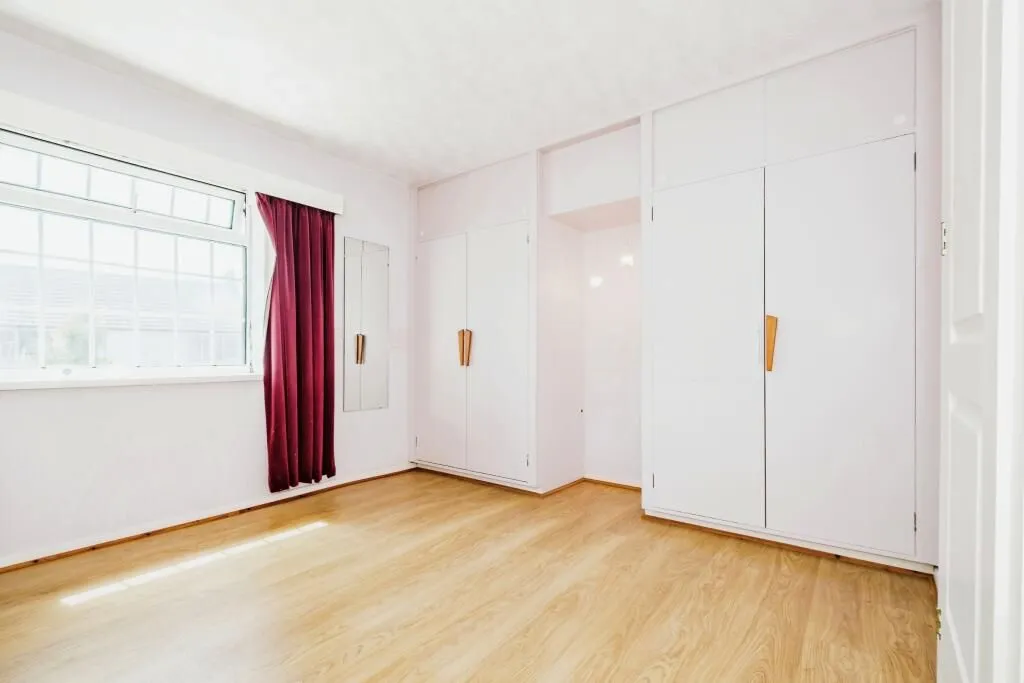 Wick, Littlehampton, West Sussex, BN17 7LY - Online Auctions