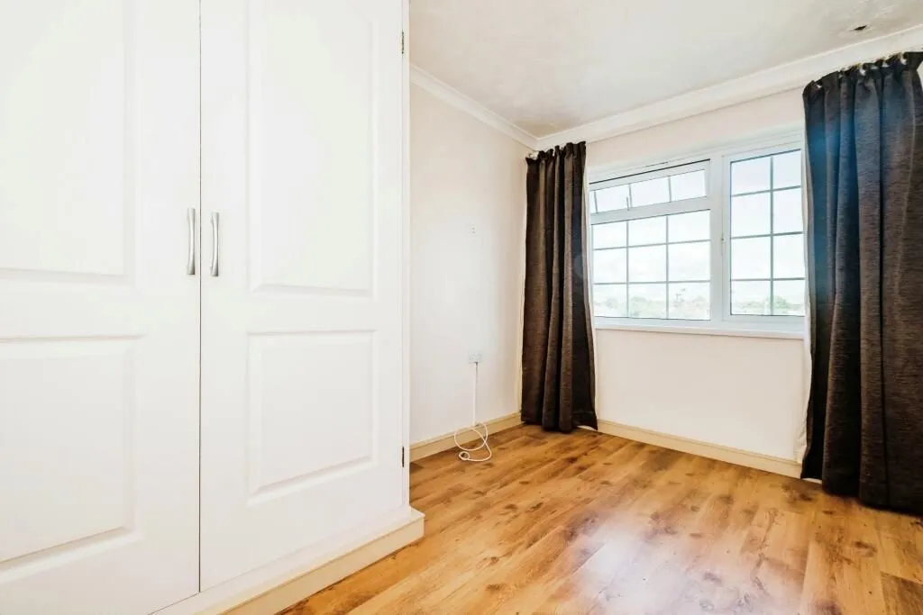 Wick, Littlehampton, West Sussex, BN17 7LY - Online Auctions
