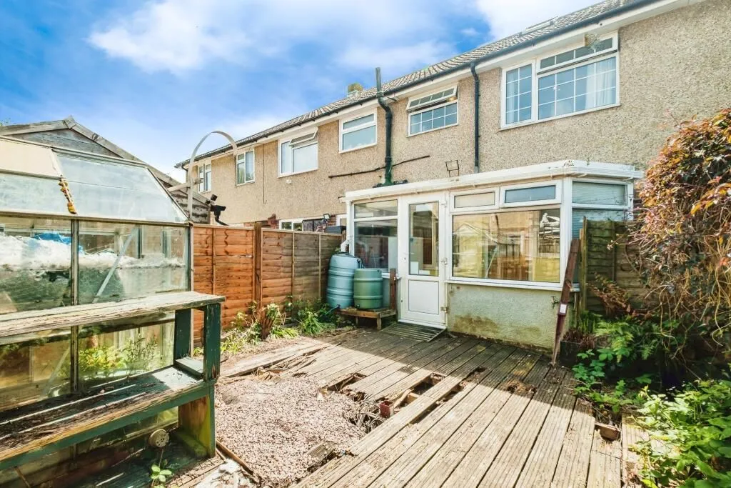 Wick, Littlehampton, West Sussex, BN17 7LY - Online Auctions
