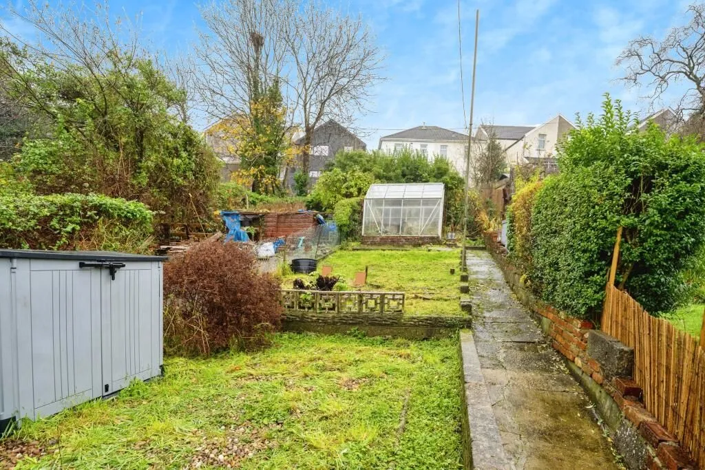 Sketty, Swansea, West Glamorgan, SA2 0UL - Online Auctions