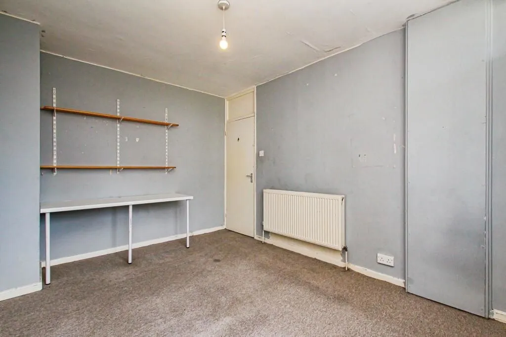 Brockmer House, Crowder Street, London, E1 0BJ - Online Auctions