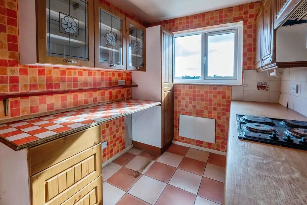 Champney, St. Cecilia Close, Kidderminster, Worcestershire, DY10 1LW - Online Auctions