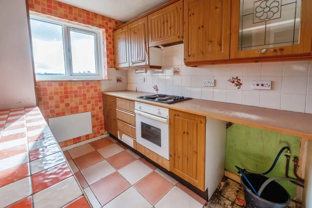 Champney, St. Cecilia Close, Kidderminster, Worcestershire, DY10 1LW - Online Auctions