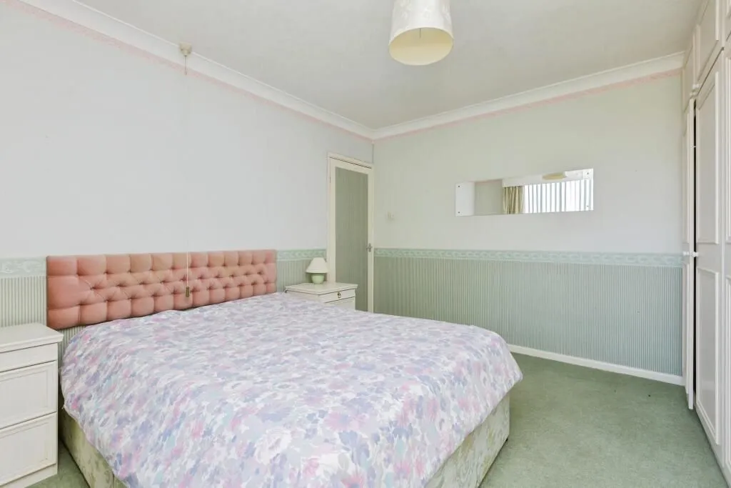 Leicester, Leicestershire, LE4 0GS - Online Auctions