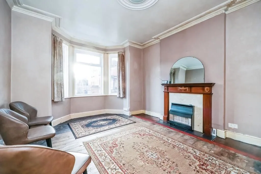 Long Eaton, Nottingham, Nottinghamshire, NG10 4FF - Online Auctions