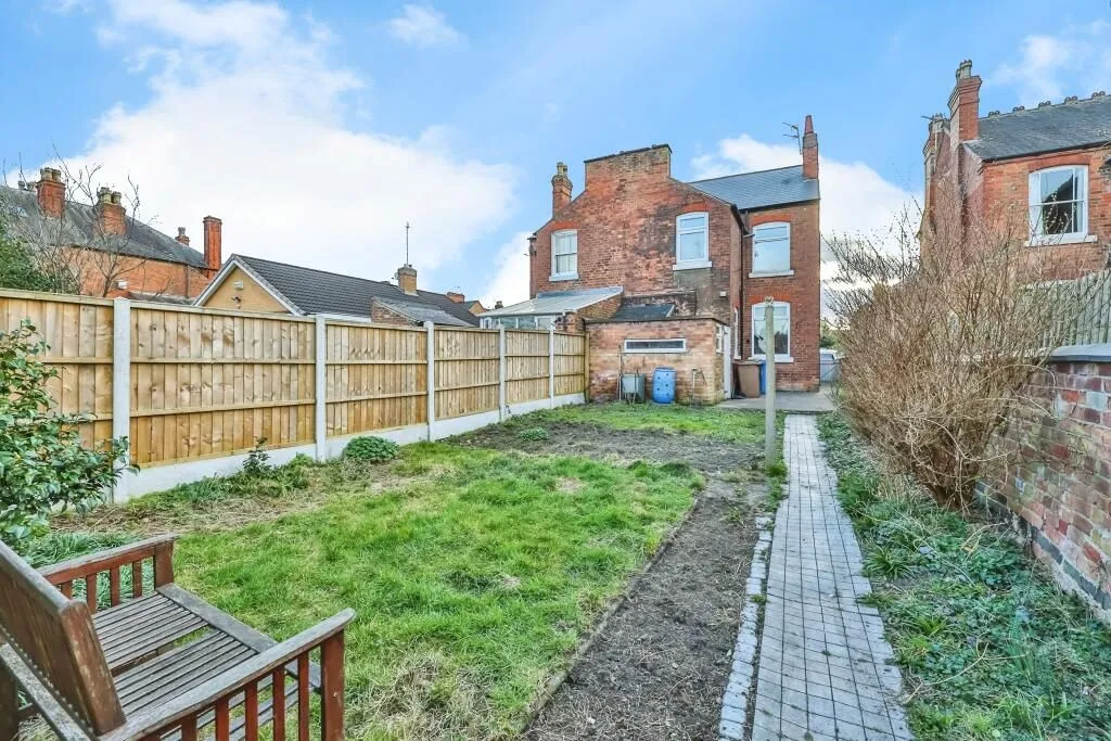 Long Eaton, Nottingham, Nottinghamshire, NG10 4FF - Online Auctions
