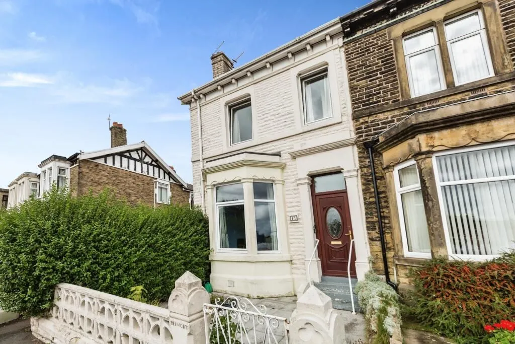 Preston, Lancashire, PR1 8ET - Online Auctions