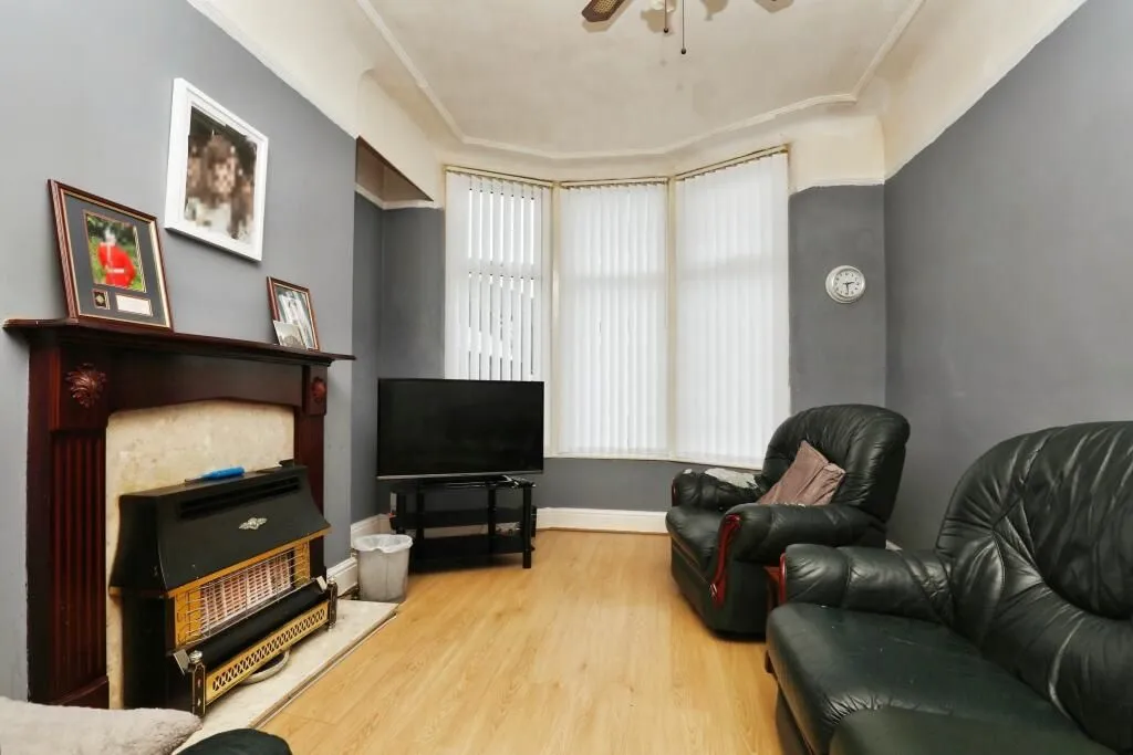 Liverpool, Merseyside, L4 2UU - Online Auctions