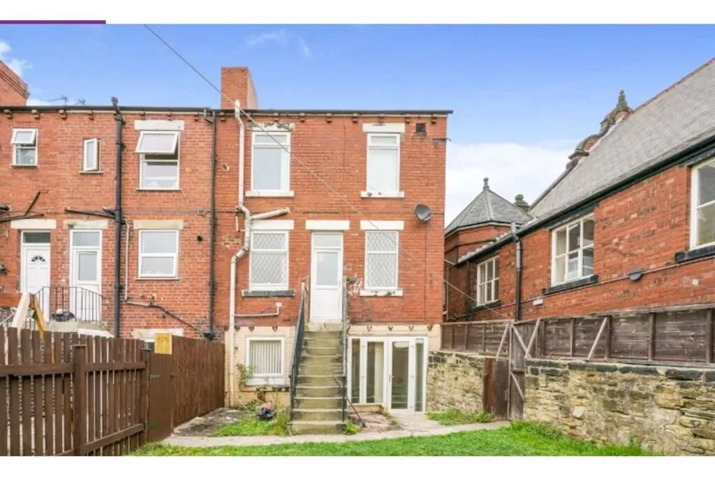 Hemsworth, Pontefract, West Yorkshire, WF9 4QG - Online Auctions