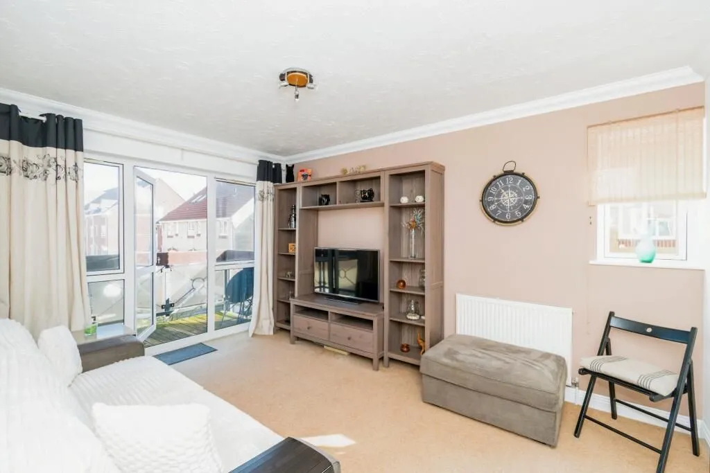 Southampton, Hampshire, SO14 3TY - Online Auctions