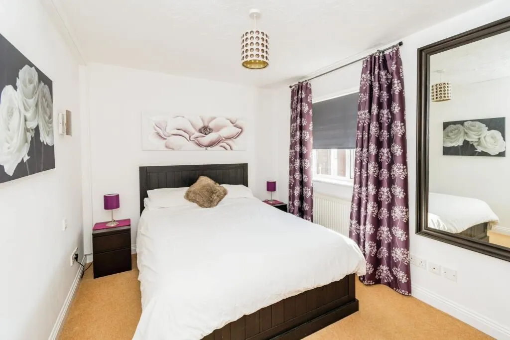 Southampton, Hampshire, SO14 3TY - Online Auctions
