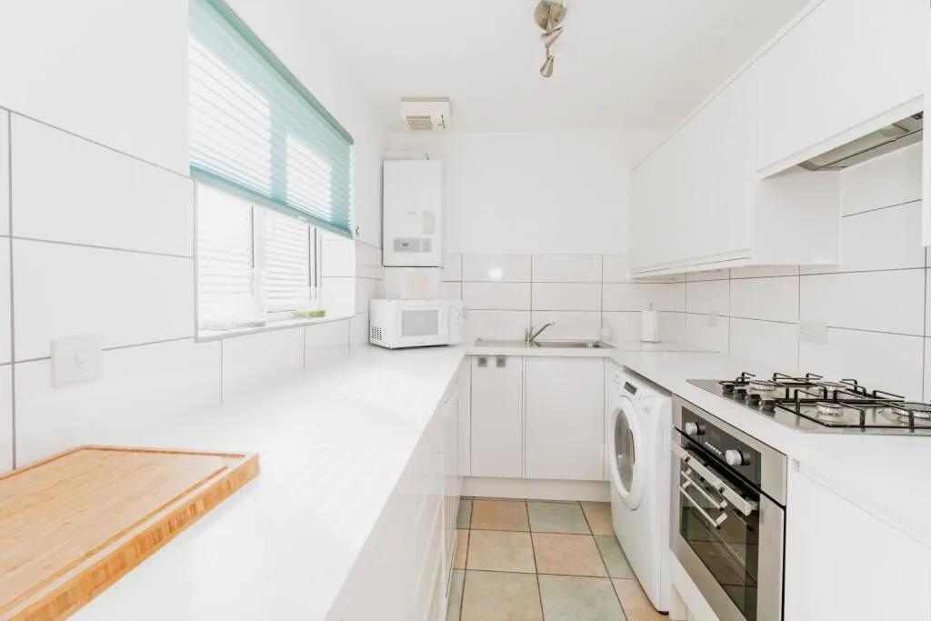 Southampton, Hampshire, SO14 3TY - Online Auctions