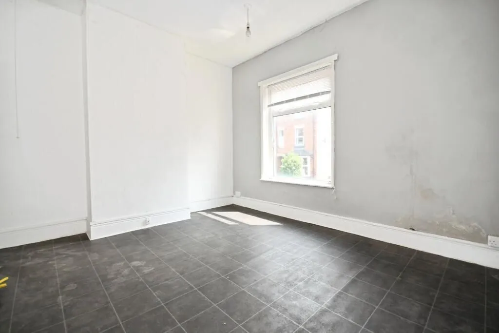 Rutland Road, Chesterfield, Derbyshire, S40 1LY - Online Auctions