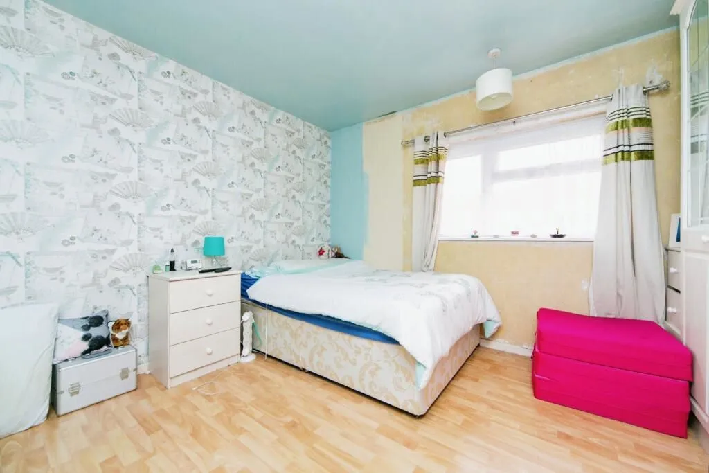 Runcorn, Cheshire, WA7 4BH - Online Auctions