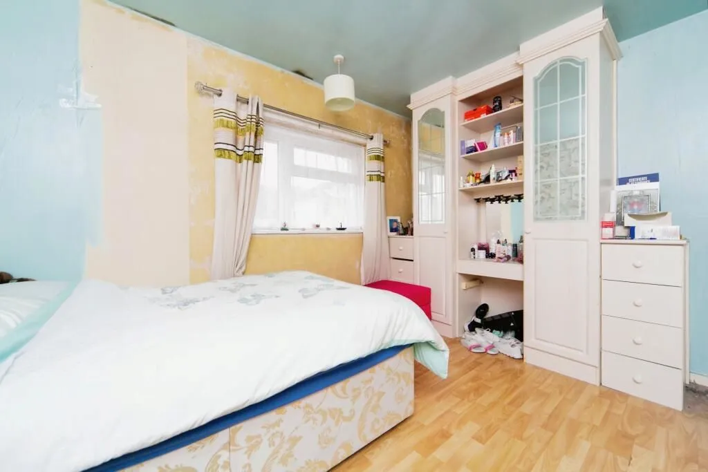 Runcorn, Cheshire, WA7 4BH - Online Auctions