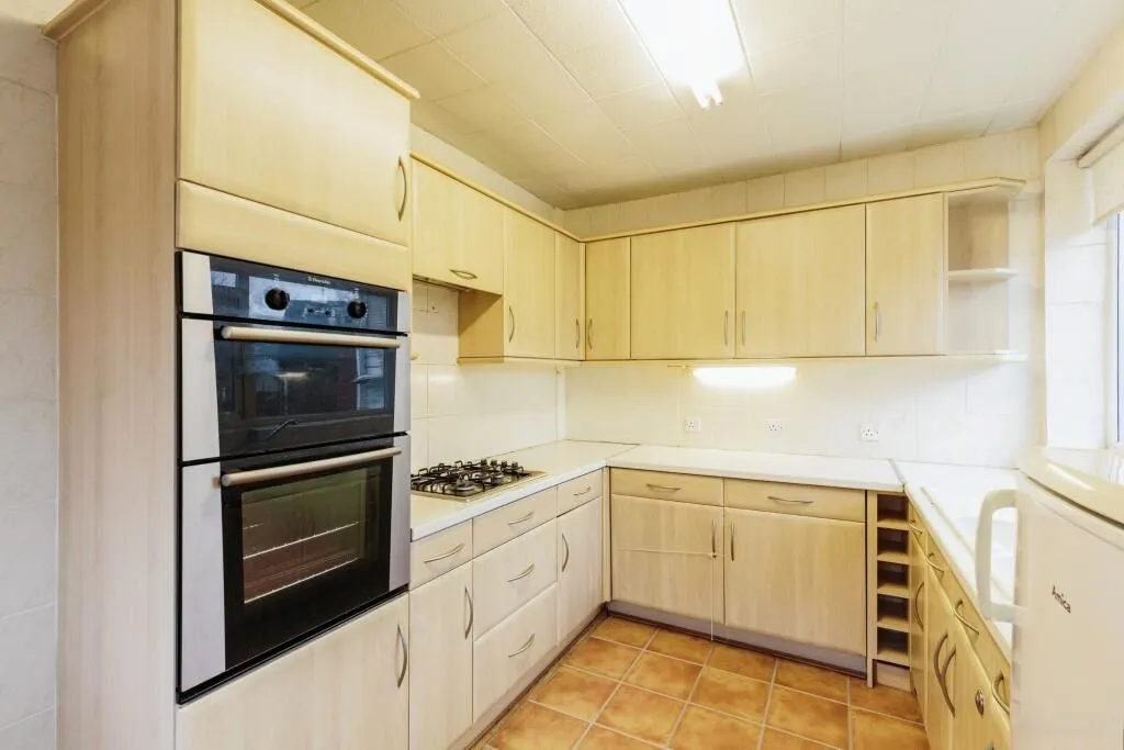 Lytham St. Annes, Lancashire, FY8 4BQ - Online Auctions