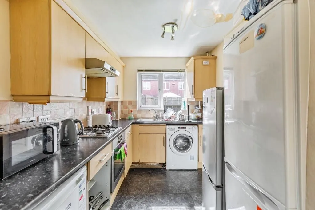 Higham Ferrers, Rushden, Northamptonshire, NN10 8NX - Online Auctions