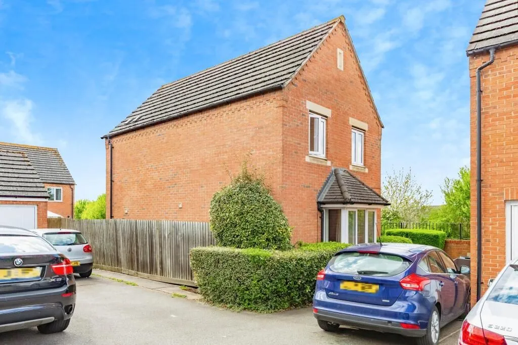 Higham Ferrers, Rushden, Northamptonshire, NN10 8NX - Online Auctions