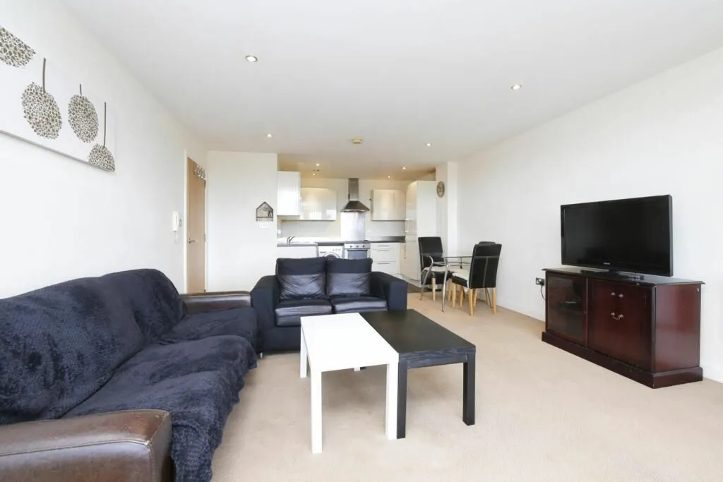 Echo Building, West Wear Street, Sunderland, Tyne and Wear, SR1 1XD - Online Auctions