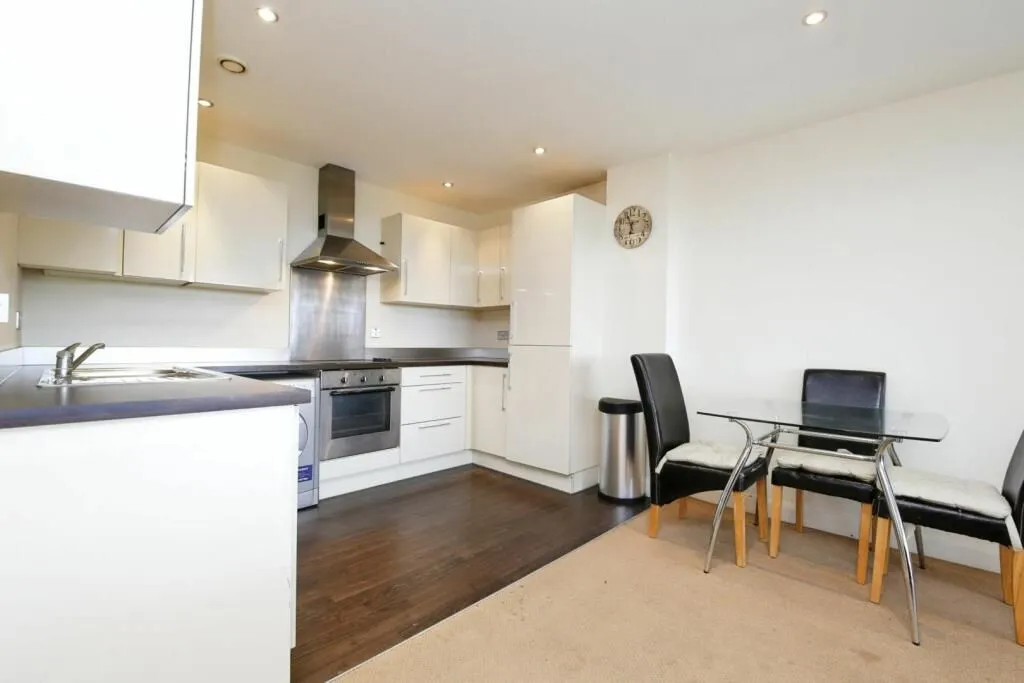 Echo Building, West Wear Street, Sunderland, Tyne and Wear, SR1 1XD - Online Auctions