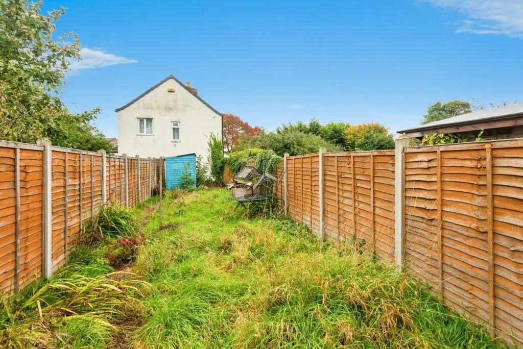 Gloucester, Gloucestershire, GL4 6PS - Online Auctions